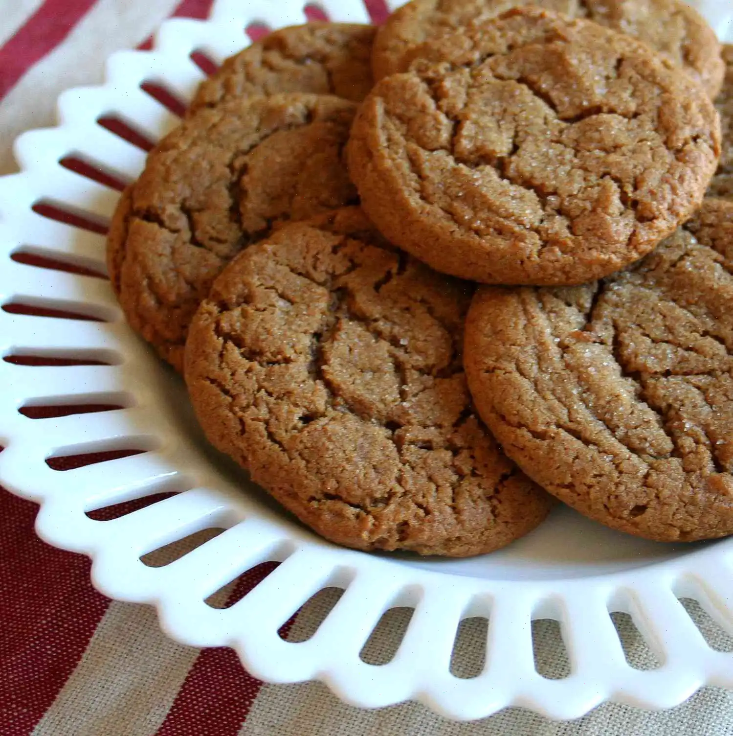 Receta de Galletas Grandes y Suaves de Jengibre