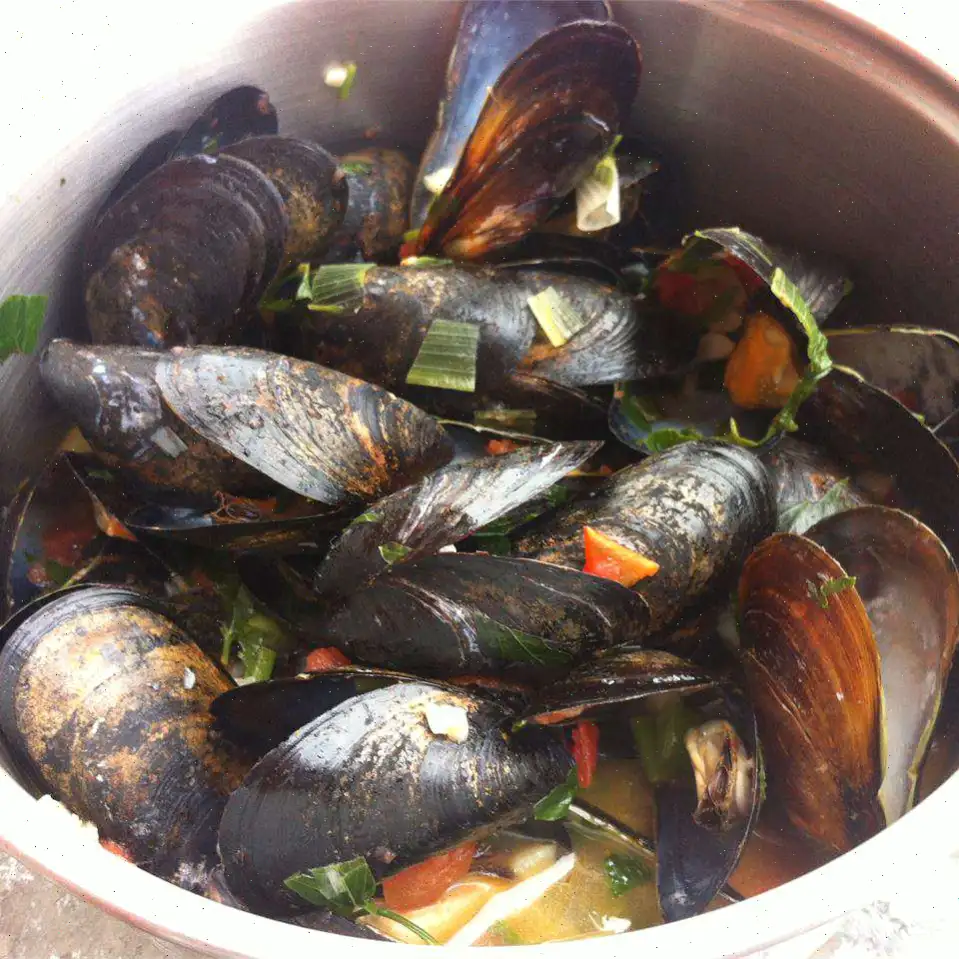 Patti's Mussels à la Marinière Recipe