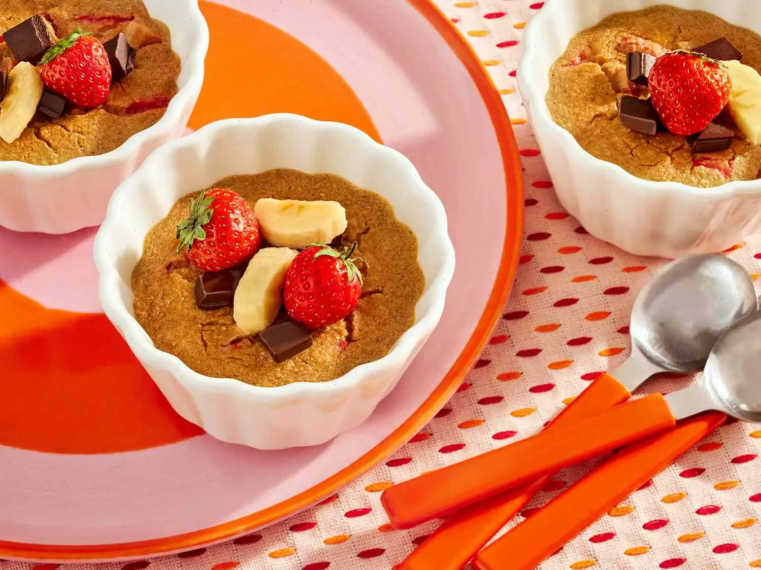 Strawberry Banana Blended Baked Oats Recipe