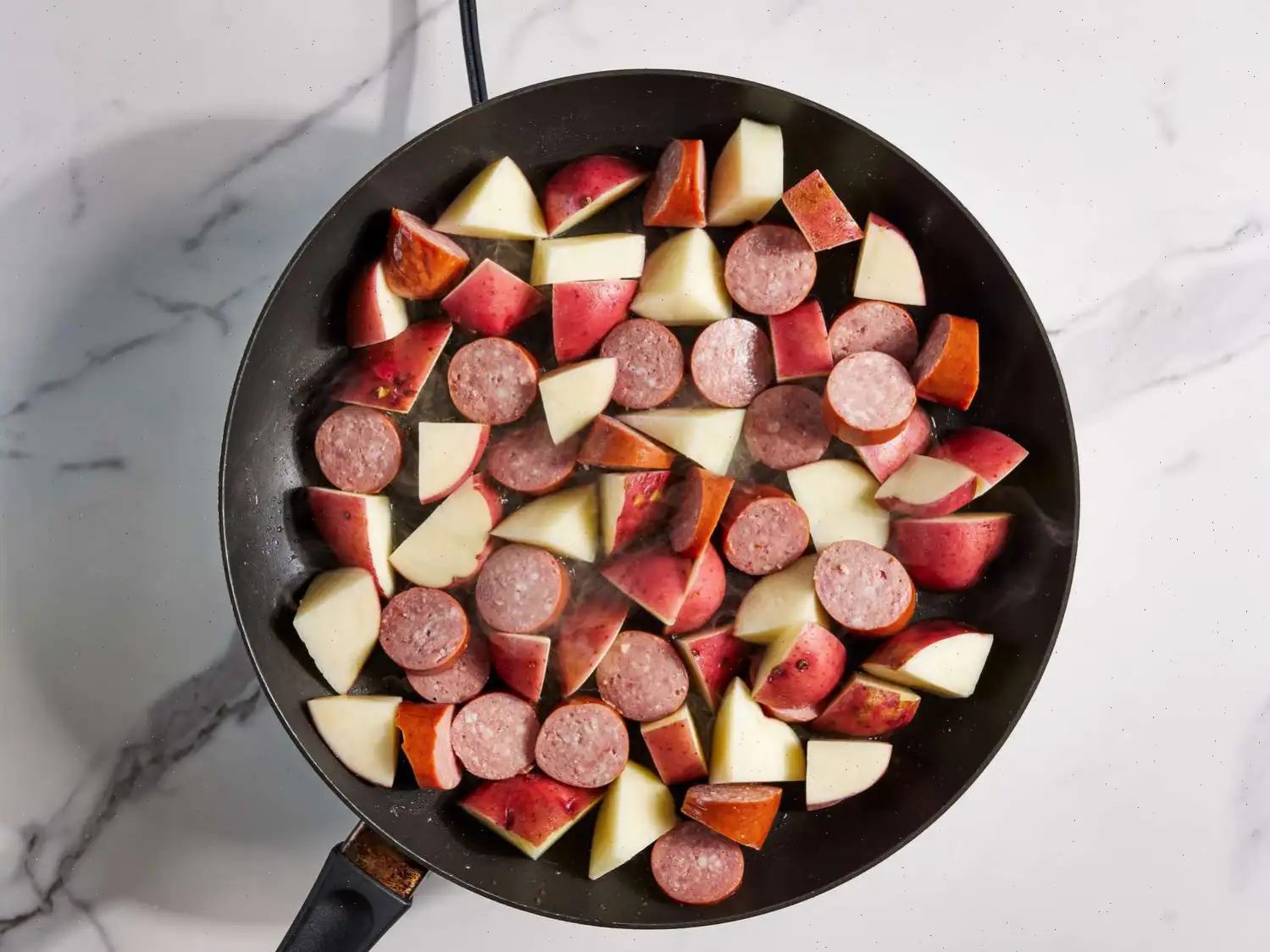 Kielbasa with Peppers and Potatoes Recipe