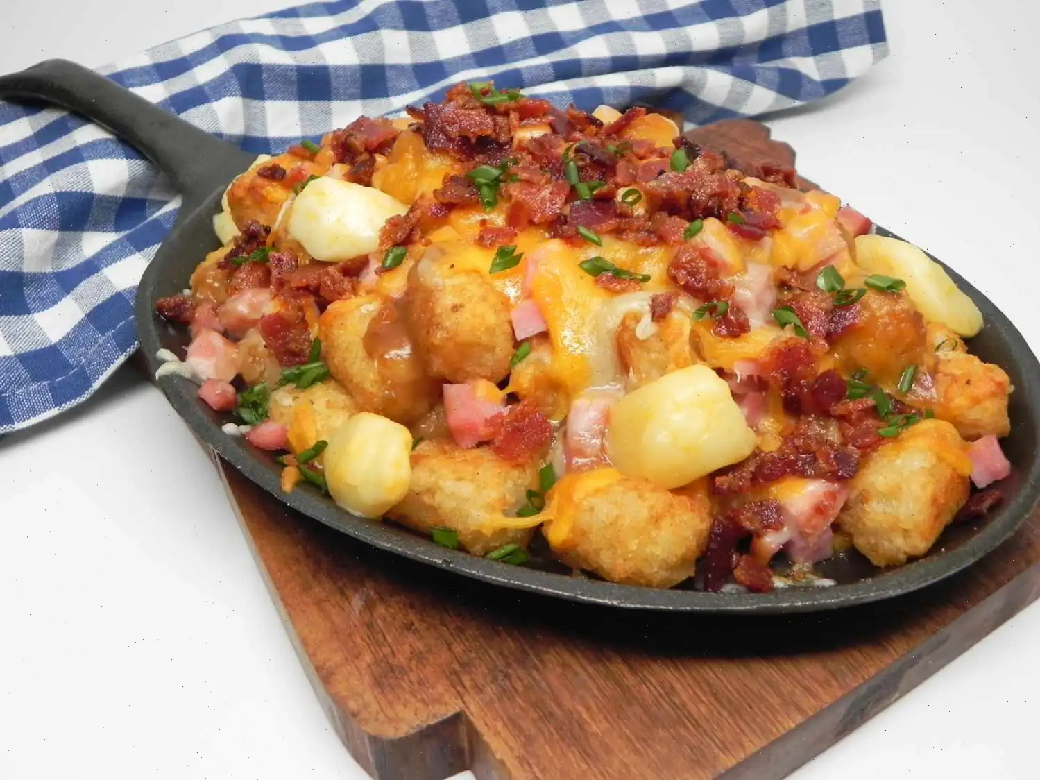 Cheesy Bacon, Ham, and Swiss Tater Tots Poutine Recipe