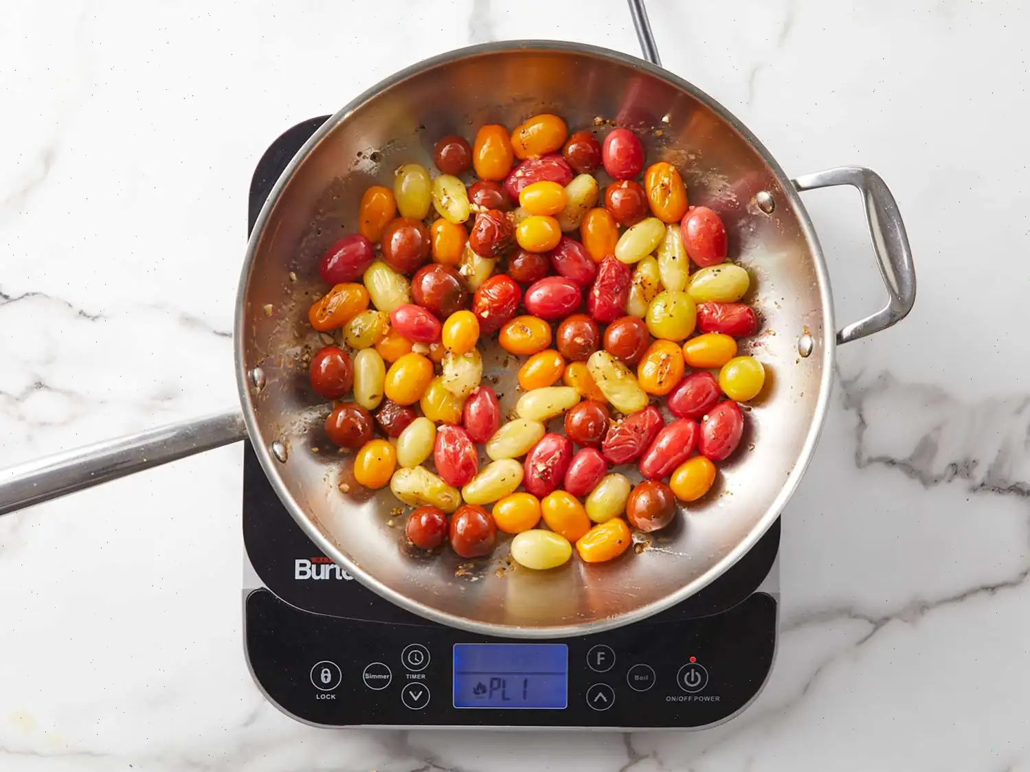 Sautéed Cherry Tomatoes with Garlic and Basil Recipe