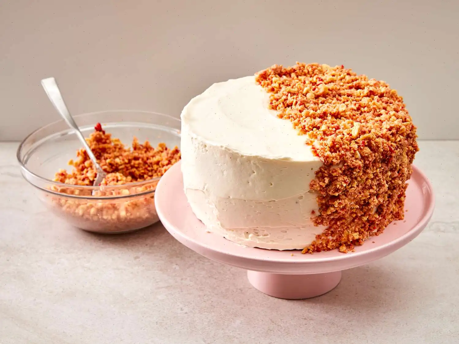 Strawberry Crunch Cake Recipe
