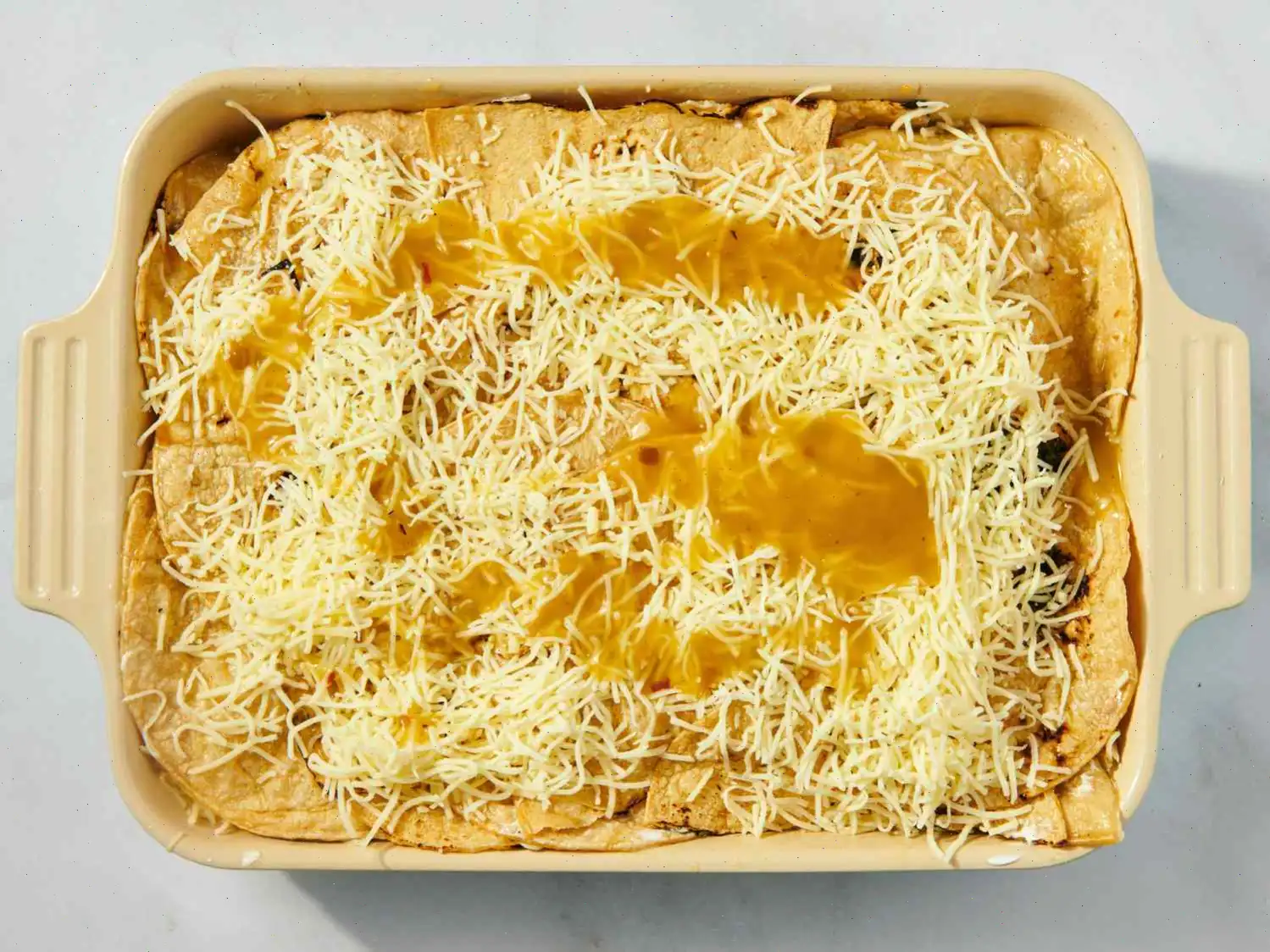 Quick and Easy Green Chile Chicken Enchilada Casserole Recipe