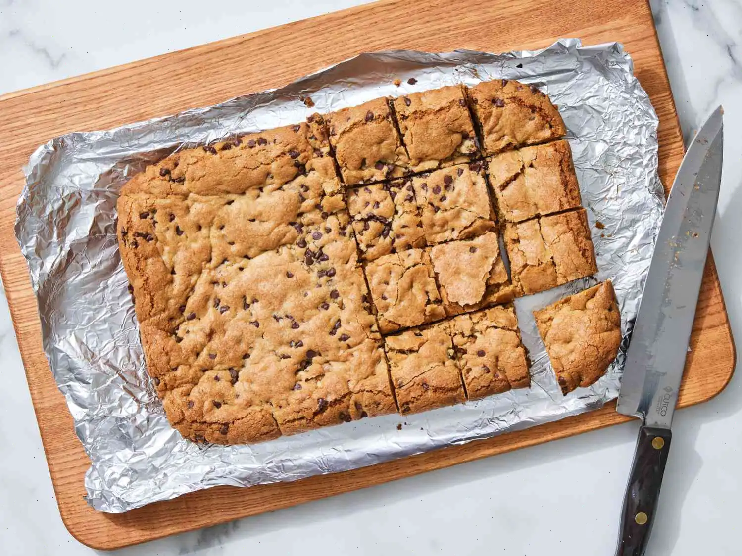 Chocolate Chip Cookie Bars Recipe