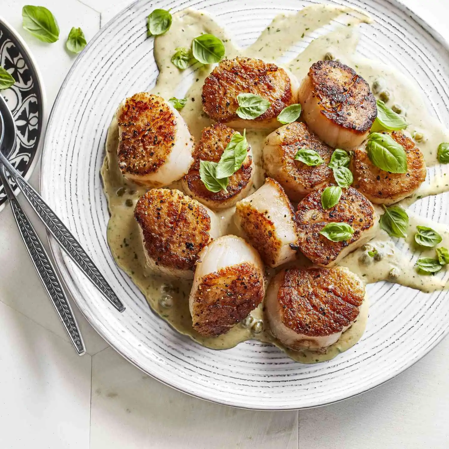 Scallops with Pesto Cream Sauce Recipe