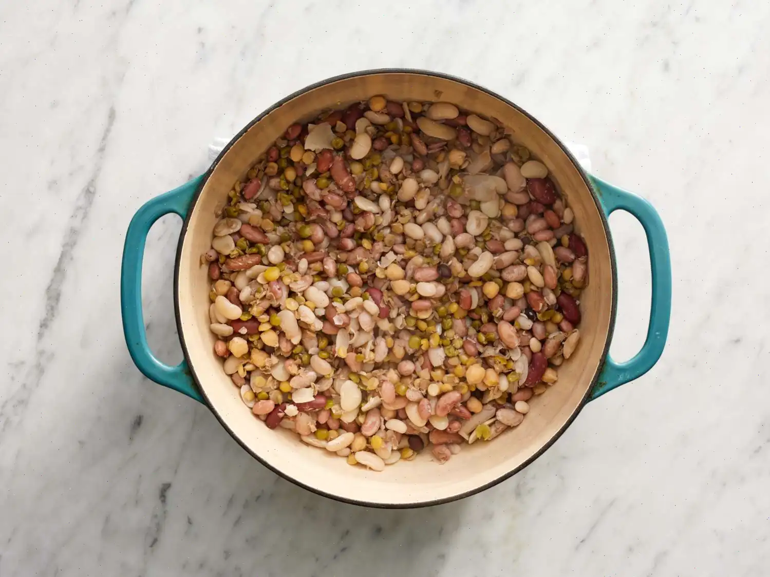 The Best Bean and Ham Soup Recipe