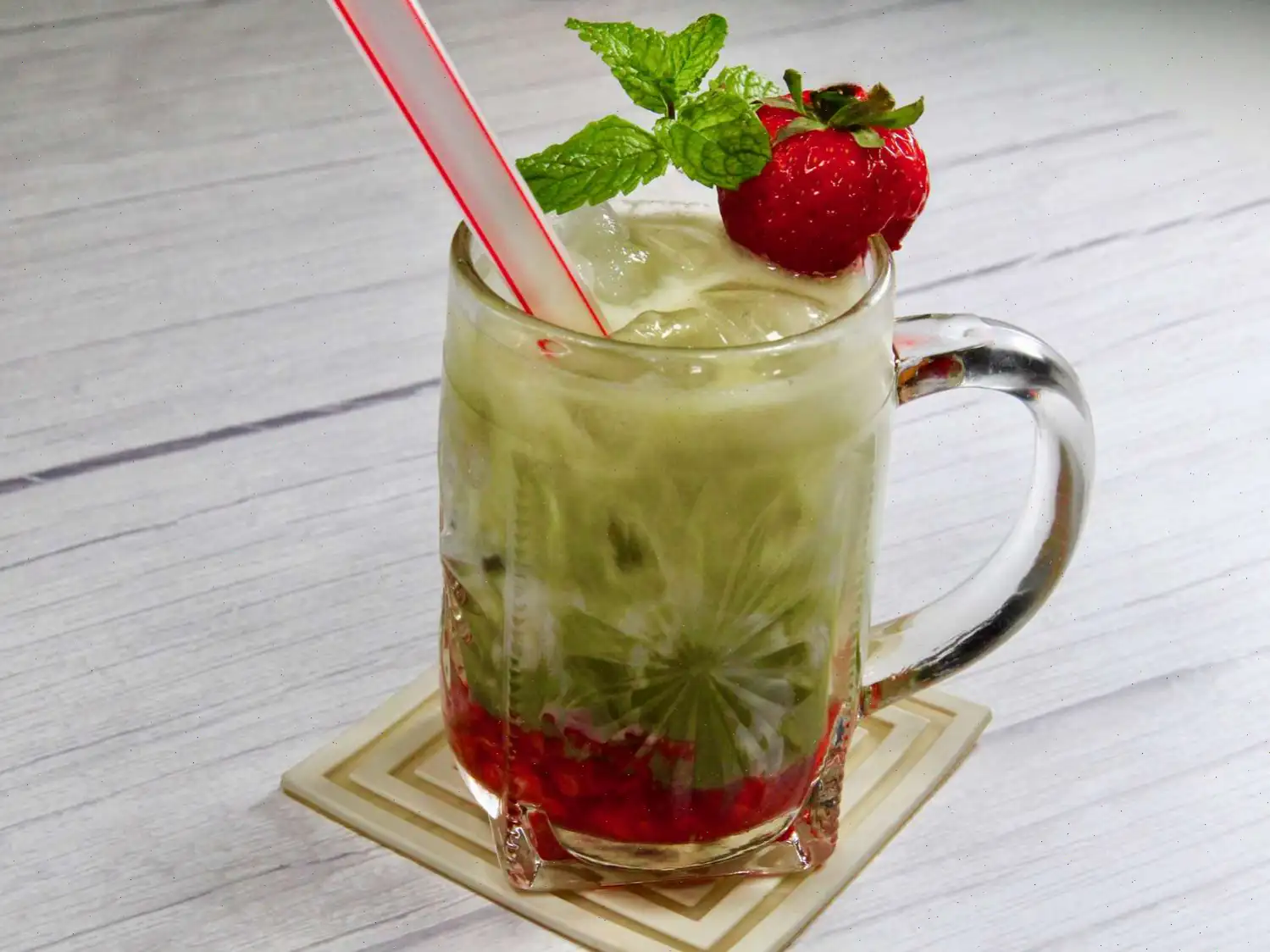 Strawberry Matcha Latte Recipe