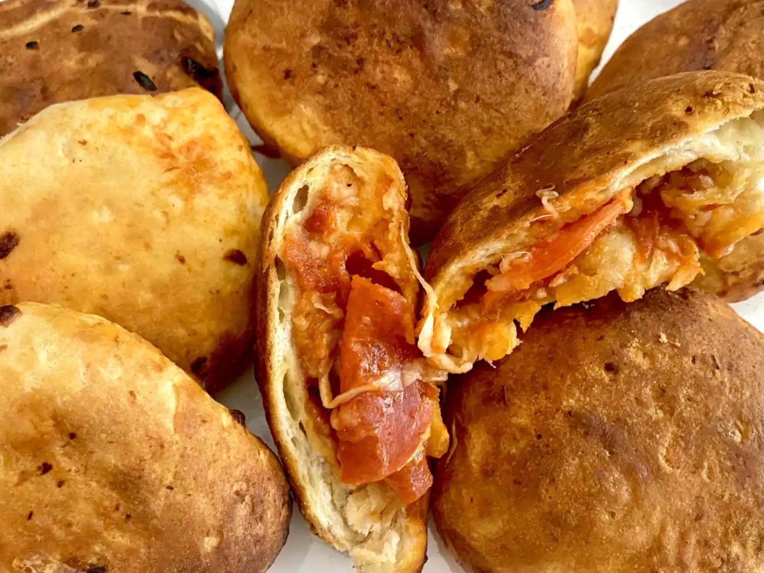 Air Fryer Pizza Bombs Recipe