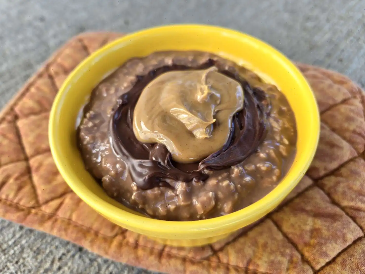Reese's Cup Overnight Oats Recipe