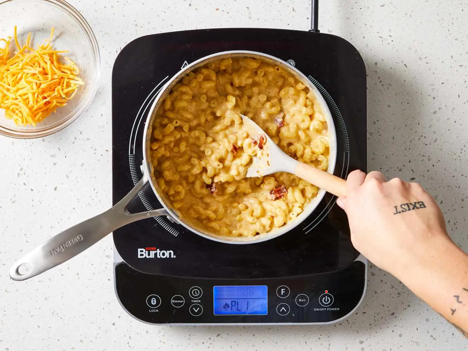 Cheddar Bacon Mac and Cheese Recipe