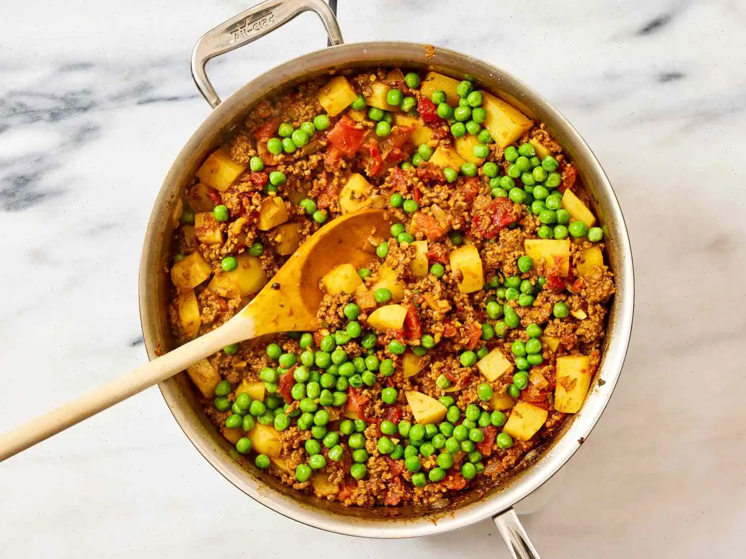 Keema Aloo (Ground Beef and Potatoes) Recipe