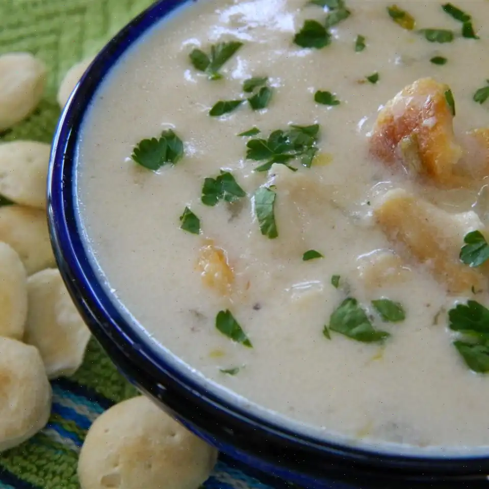 New England-Style Clam Chowder Recipe