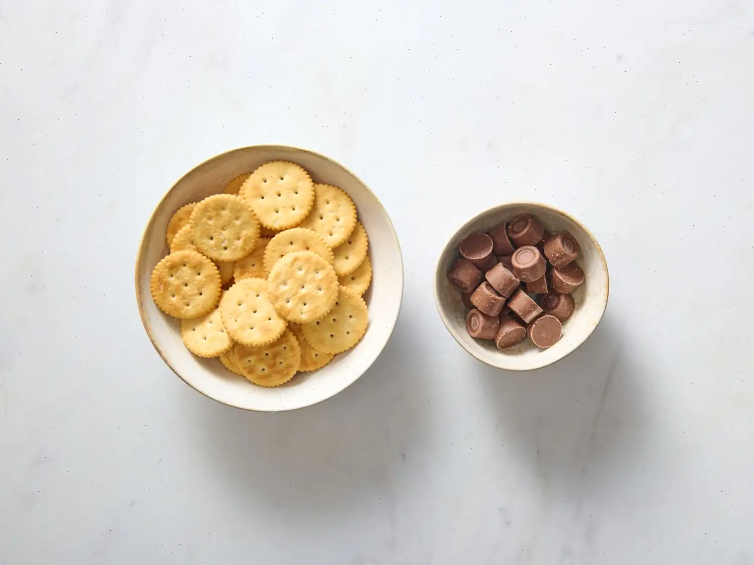 Rolo-Ritz Sandwiches