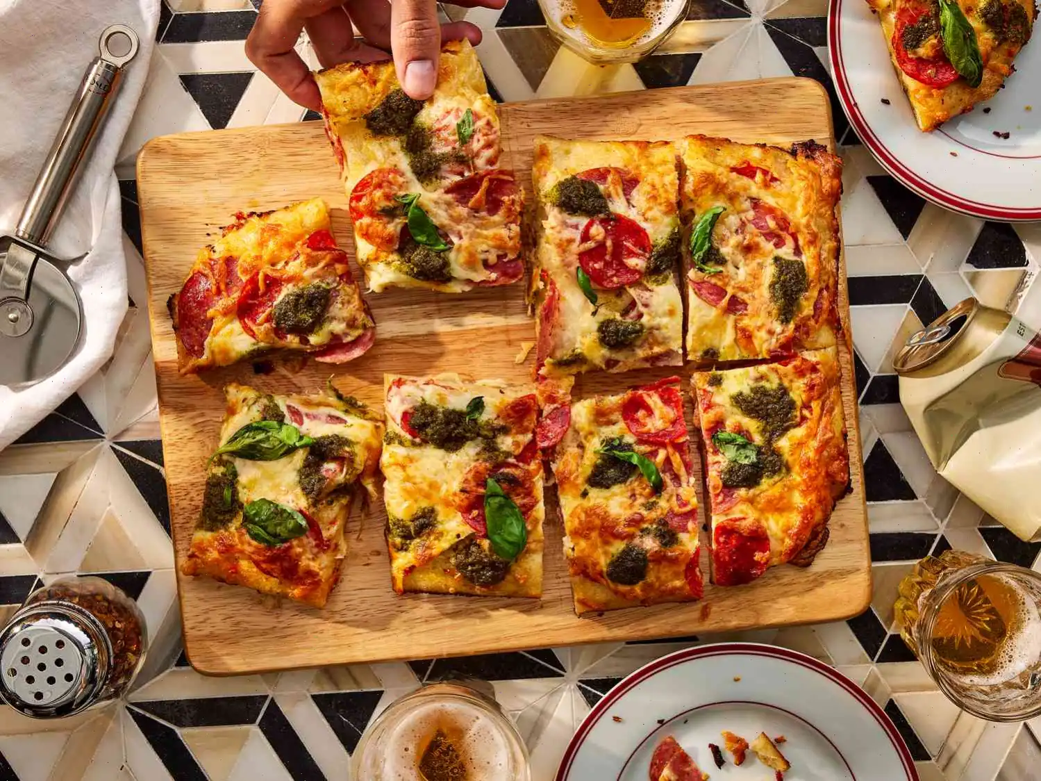 Spicy Garlic Pepperoni Pan Pizza