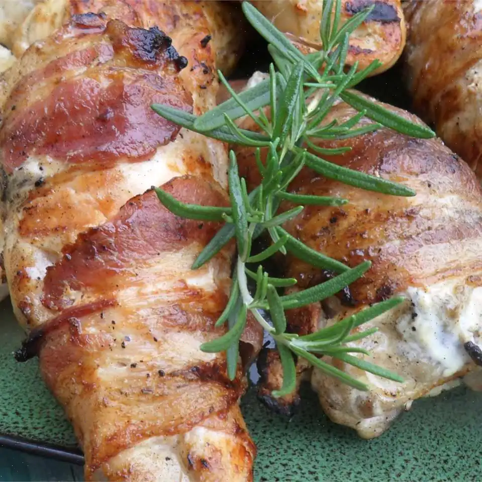 Grilled Chicken with Rosemary and Bacon Recipe