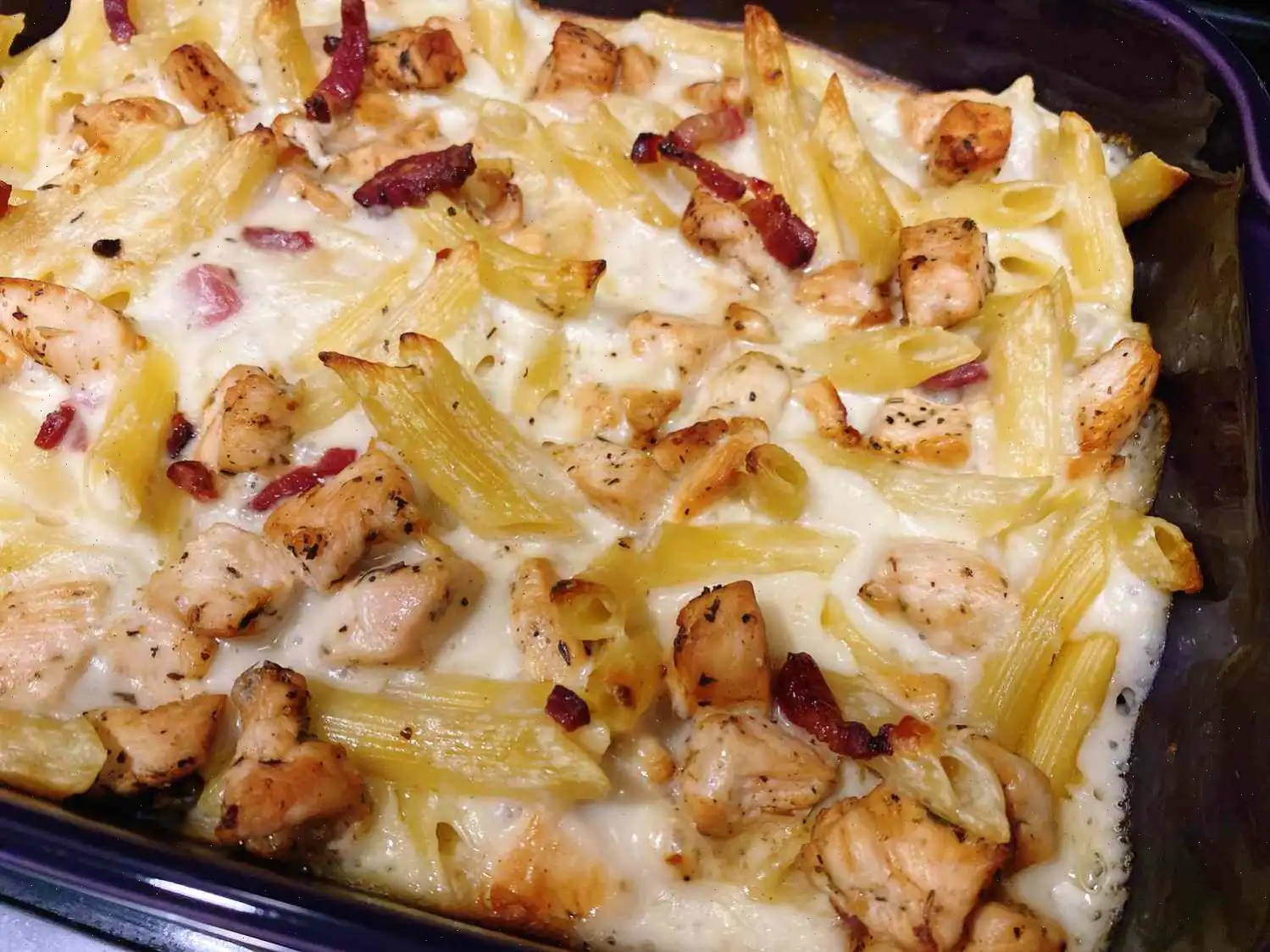 Cheesy Chicken and Bacon Pasta Bake Recipe