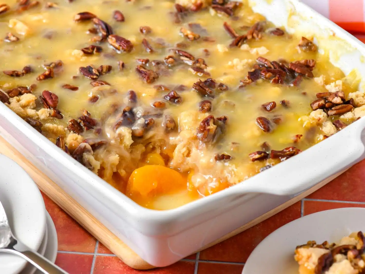 Easy Peach Cobbler with Canned Peaches