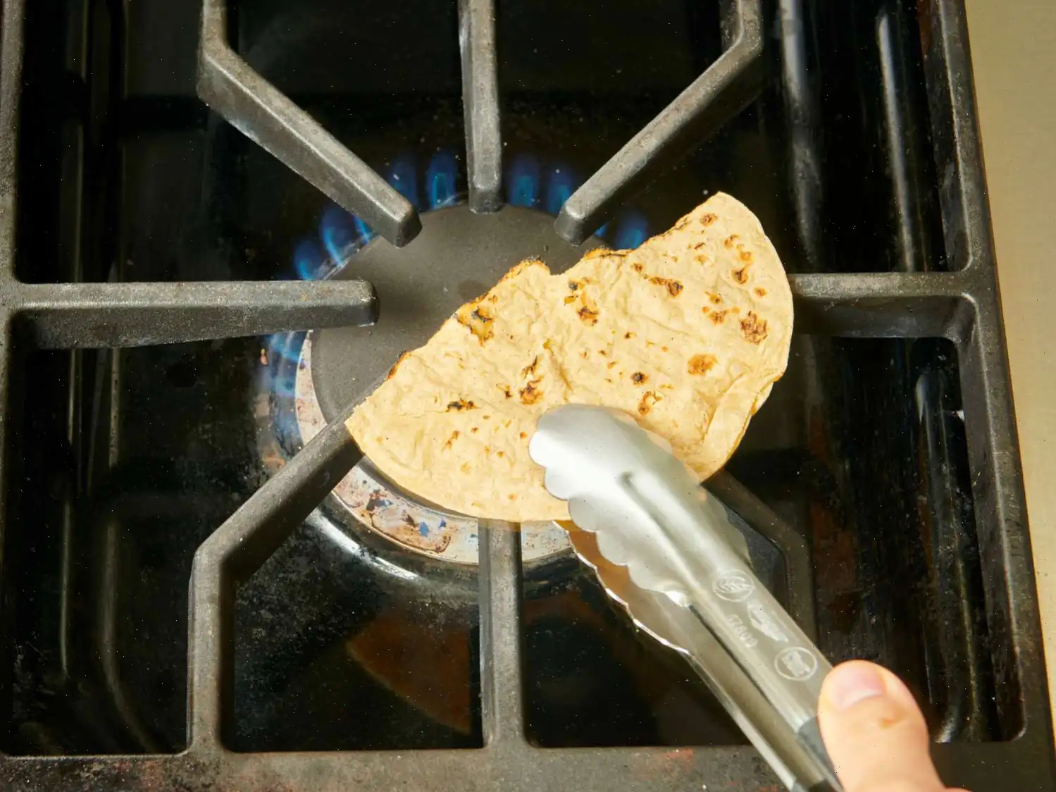 Quick and Easy Green Chile Chicken Enchilada Casserole Recipe