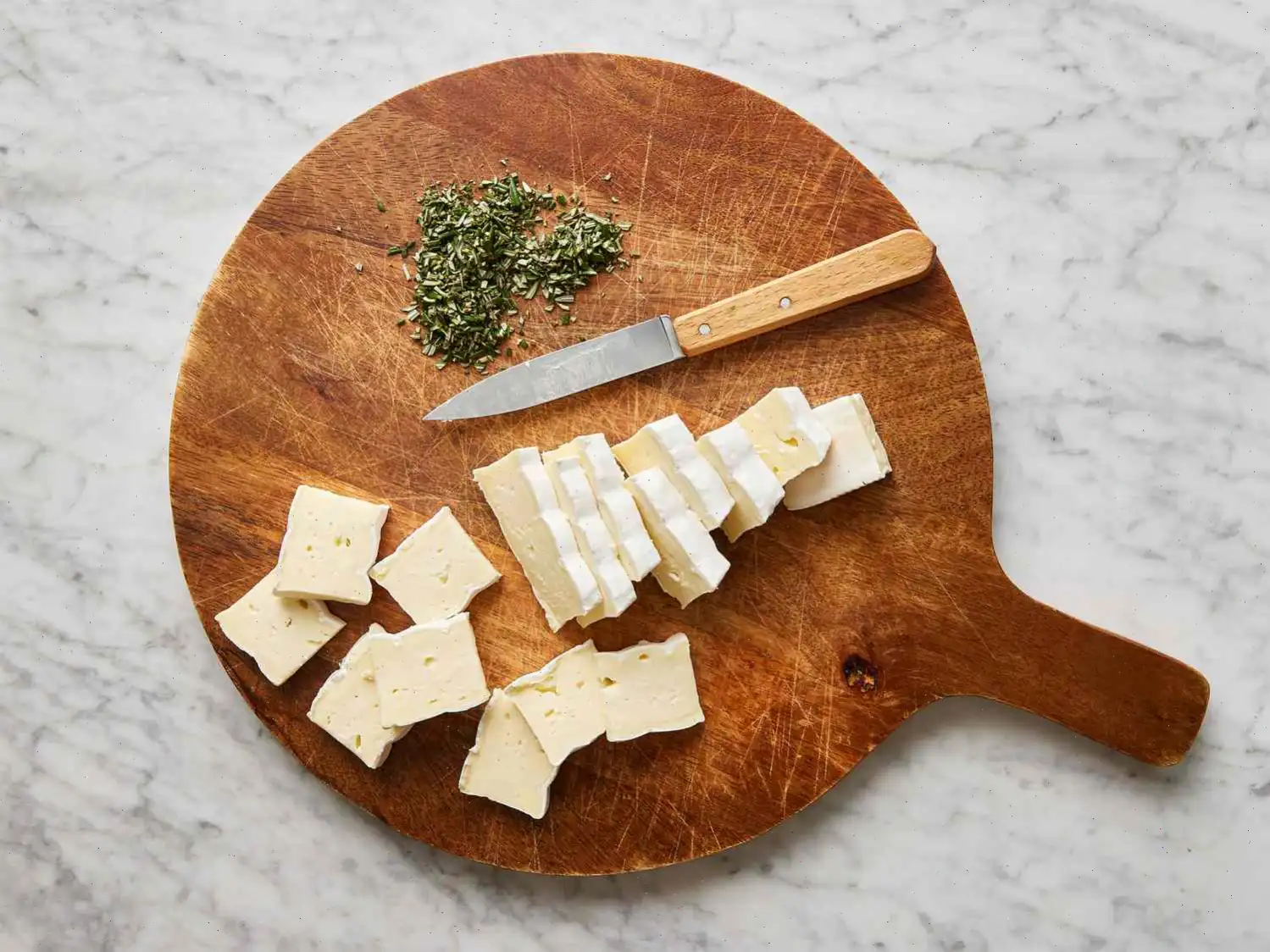 Crispy Brie and Cranberry Rice Paper Bites