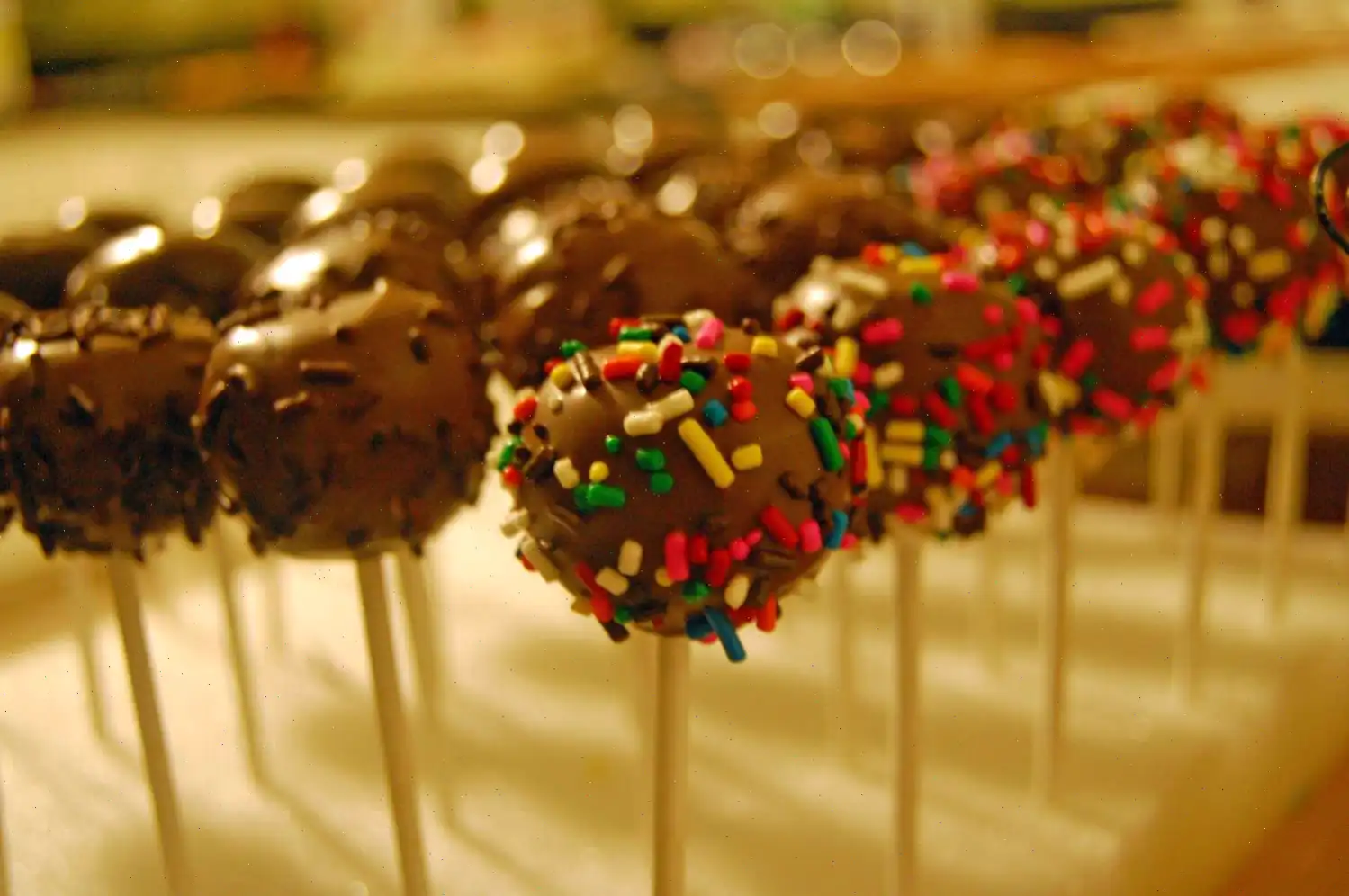 Chocolate Cake Pops Recipe