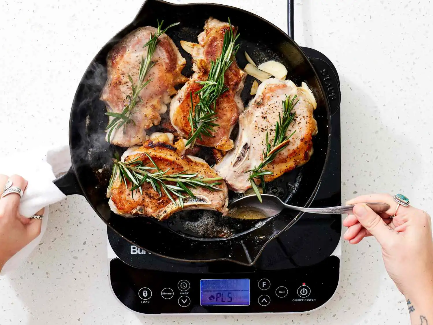 Cast Iron Pork Chops - The Secret to the Best Pork Chops Is Your Cast Iron Skillet