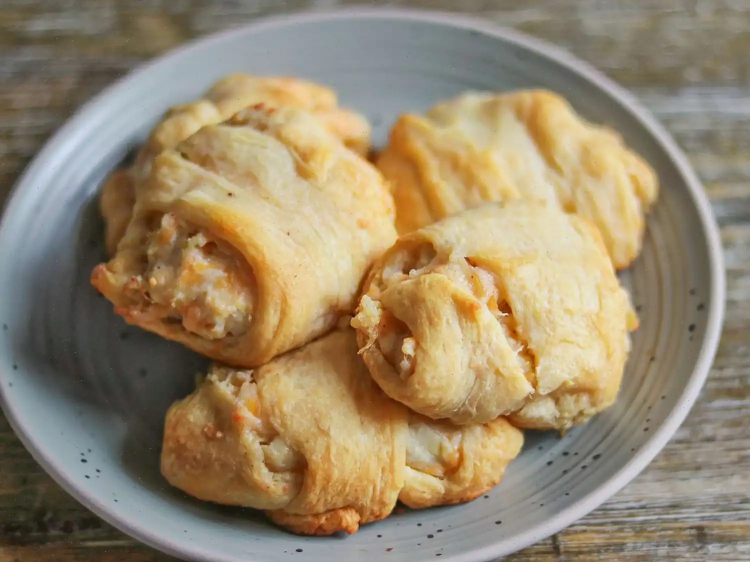 Cheesy Chicken Wraps Recipe