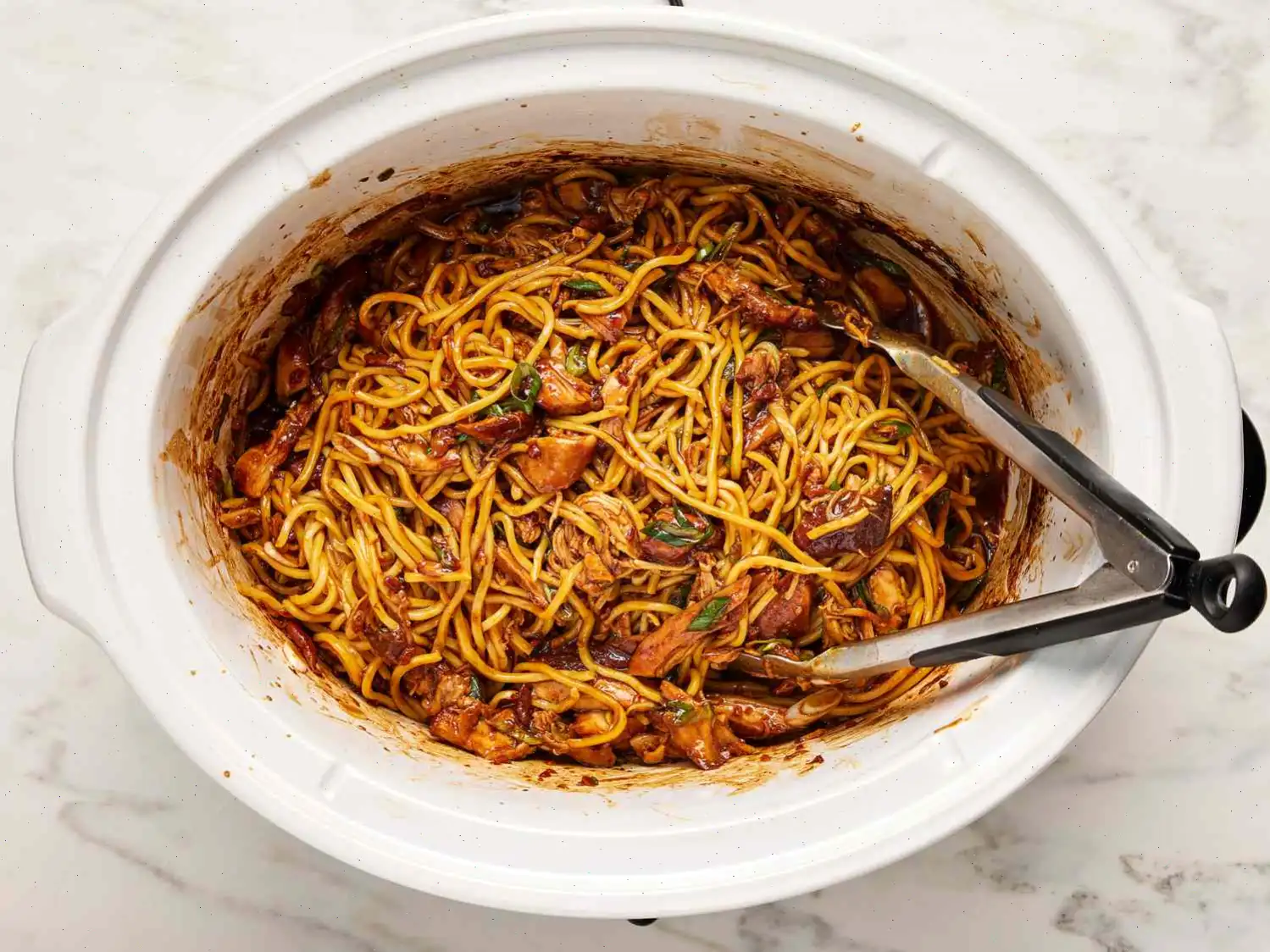 Slow Cooker Honey Garlic Chicken Noodles Recipe