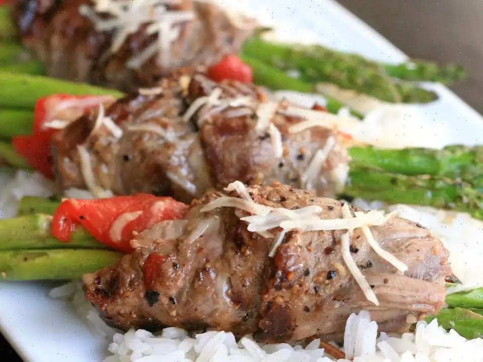 Grilled Asparagus Steak Bundles Recipe
