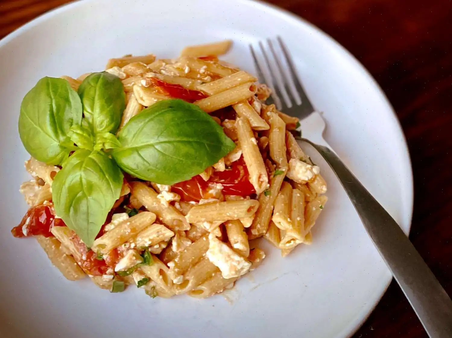 Easy Feta Tomato Pasta