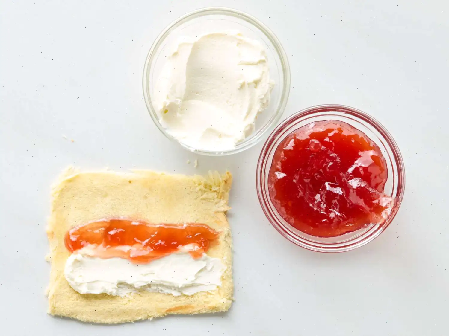 Strawberry Churro Roll Ups Recipe